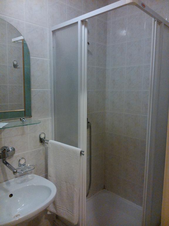 Hostel Refleks Stary Toruń Chambre photo