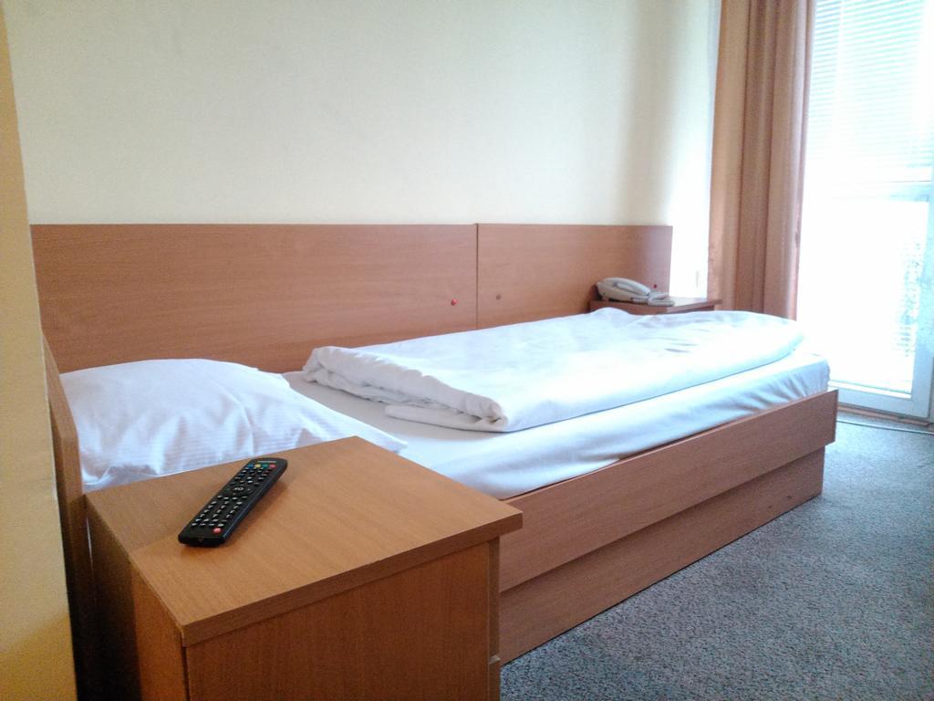 Hostel Refleks Stary Toruń Chambre photo