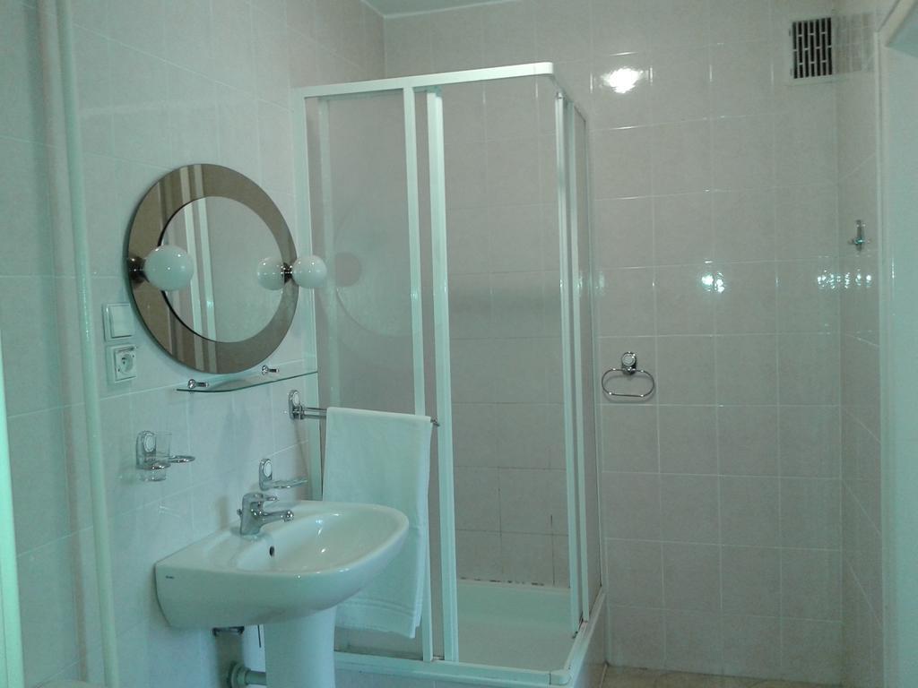 Hostel Refleks Stary Toruń Chambre photo